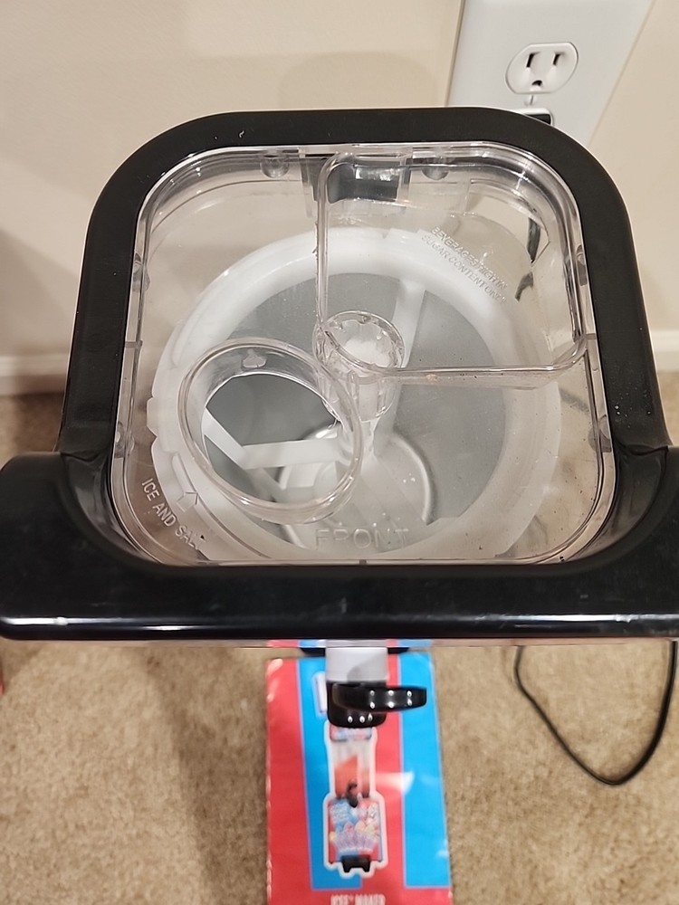 ICEE SLUSHIE MAKING MACHINE Counter-top Style