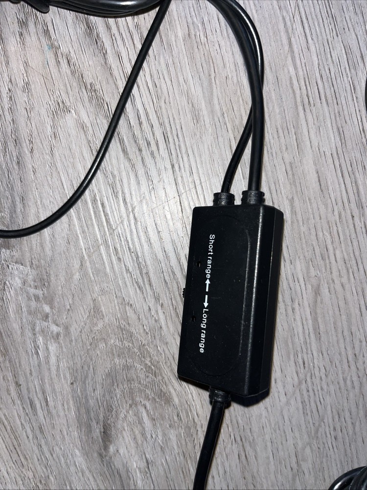 USB GPS Antenna Receiver with Magnetic Base – Long Range/Short Range Switch