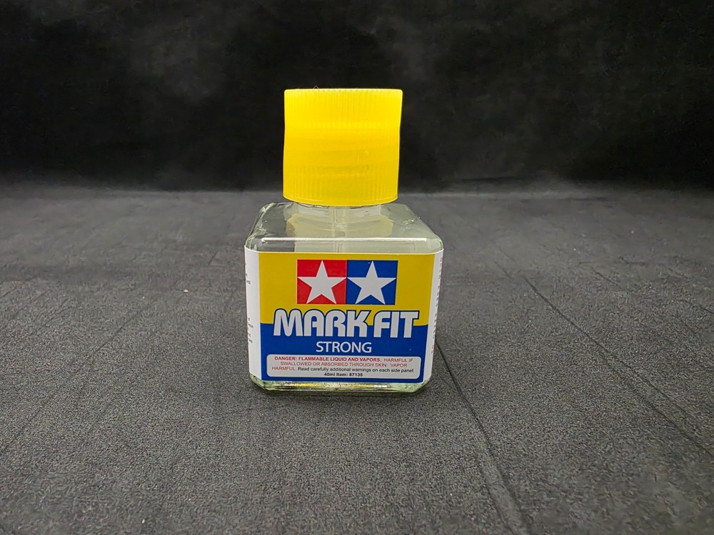 Tamiya Mark Fit Strong Decal Solution 40ml bottle 87135
