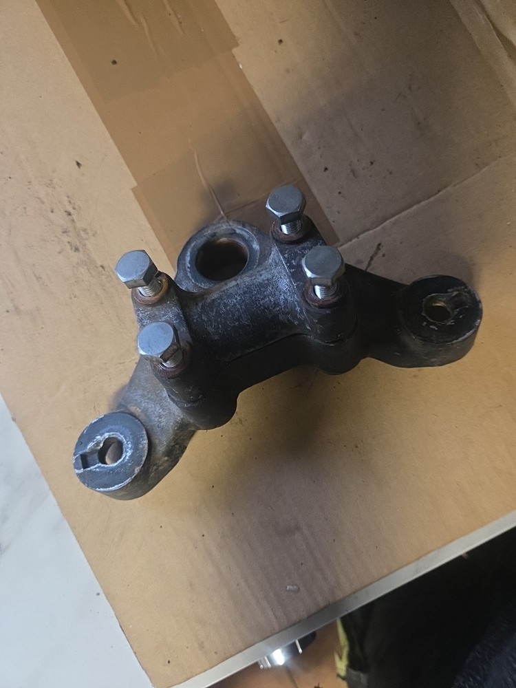 Yamaha RD200 A/B Top Yoke