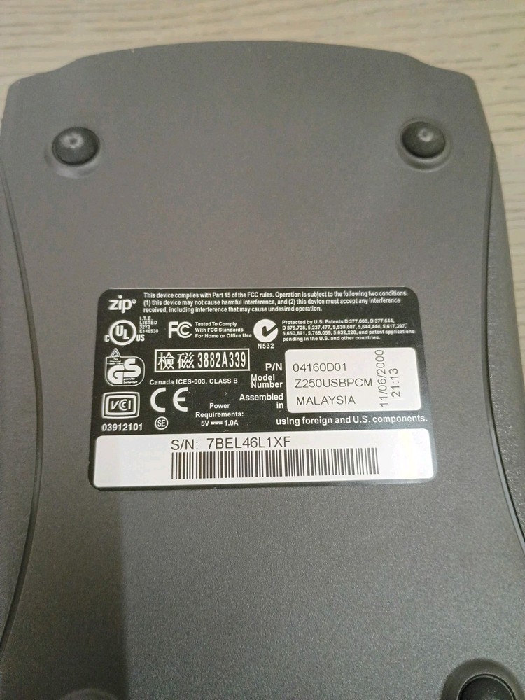 Iomega Zip 250 USB External Disk Drive Z250USBPCM Read Description