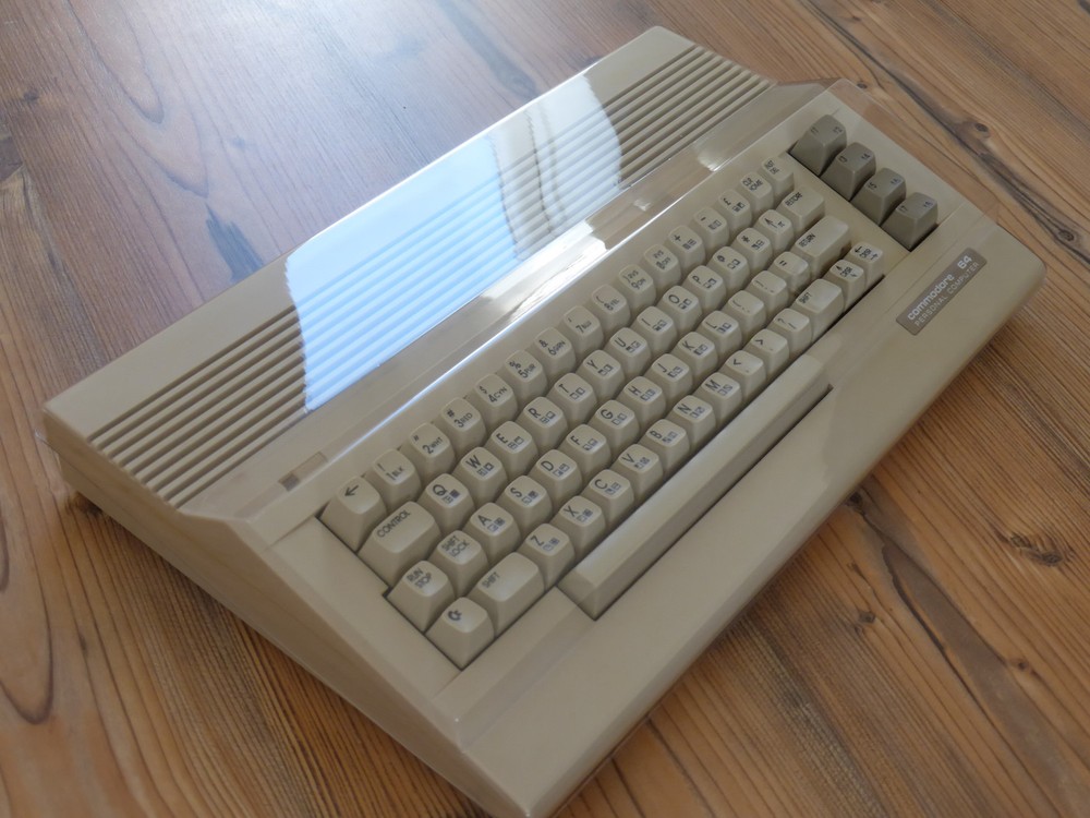 Commodore C64C cover, new. Commodore C-64C Dust Cover, NEW