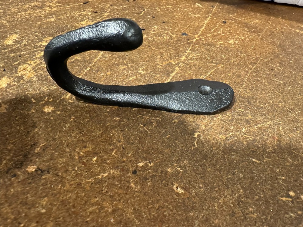 Rustic Coat Hook Solid Core Cast Iron Wall Mount Hat Towel Dog Leash Key Cap Hat