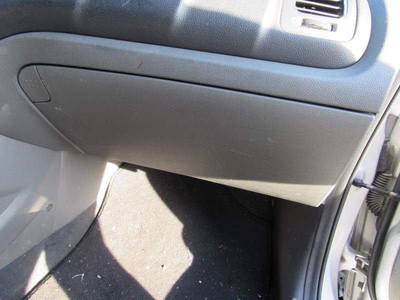 FORTE     2018 Glove Box 948084