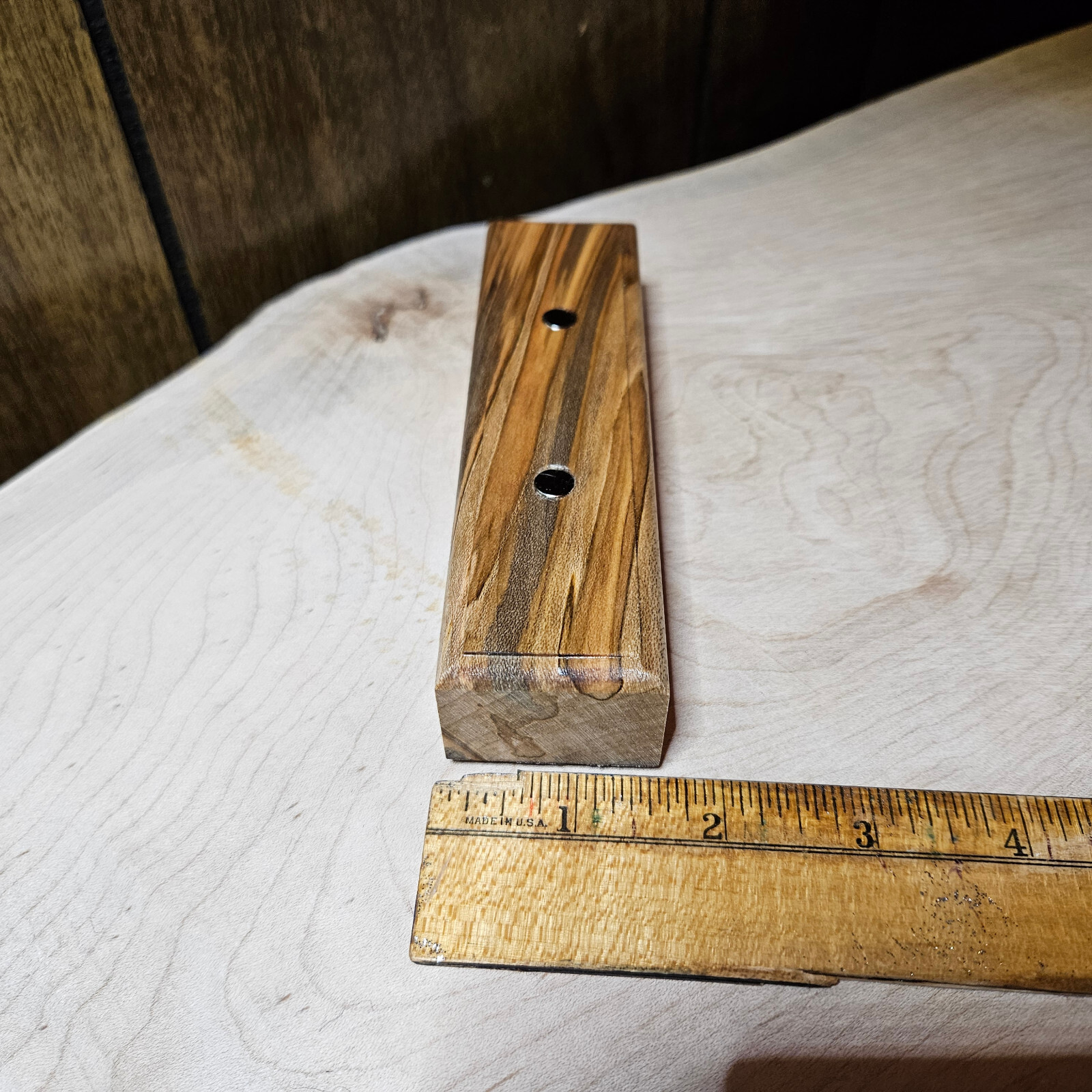 Case Knives Display Stand - Ambrosia Maple