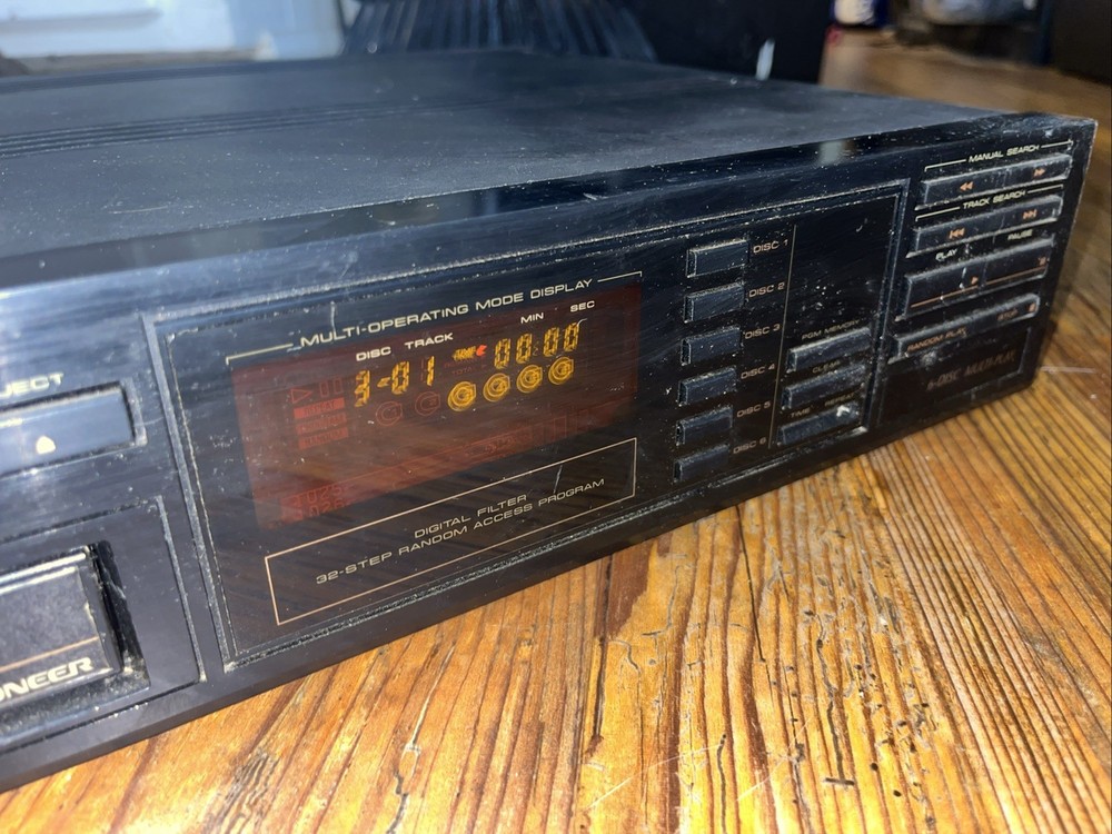 Pioneer PD-M401 6-Disc Stereo CD Player - Untested - Powers On