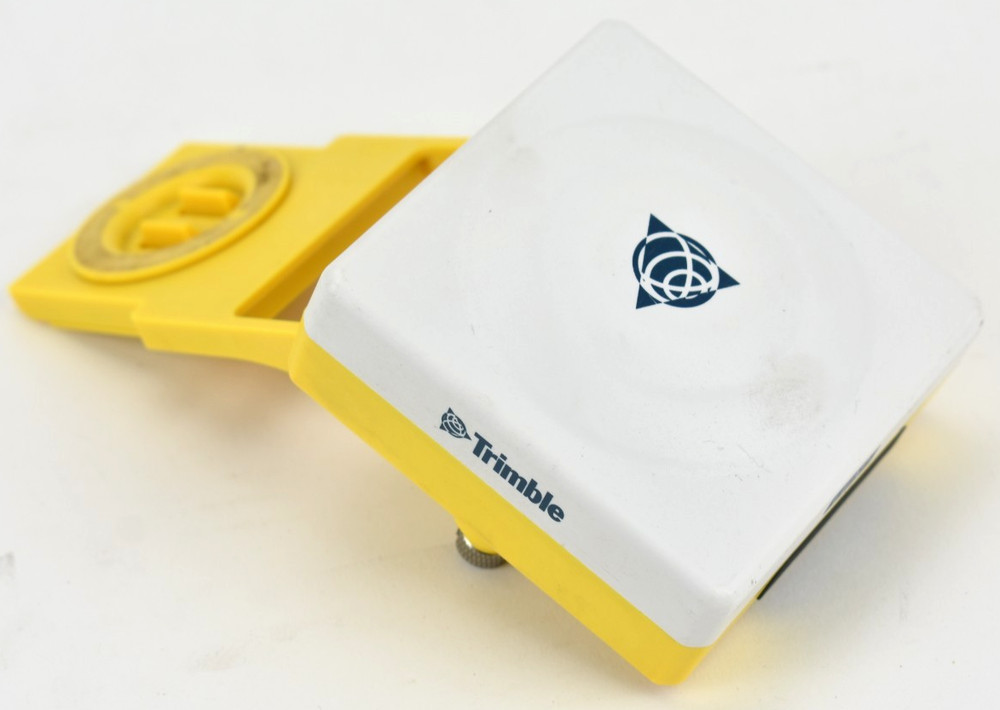 Trimble LEAP-100-A-1.0 GNSS Bluetooth Receiver for iOS/Android Mobile