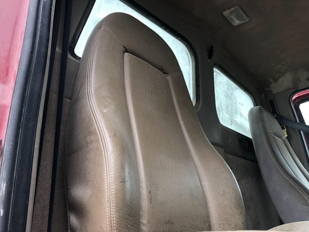 Sterling L8513 Right/Passenger Seat - Used