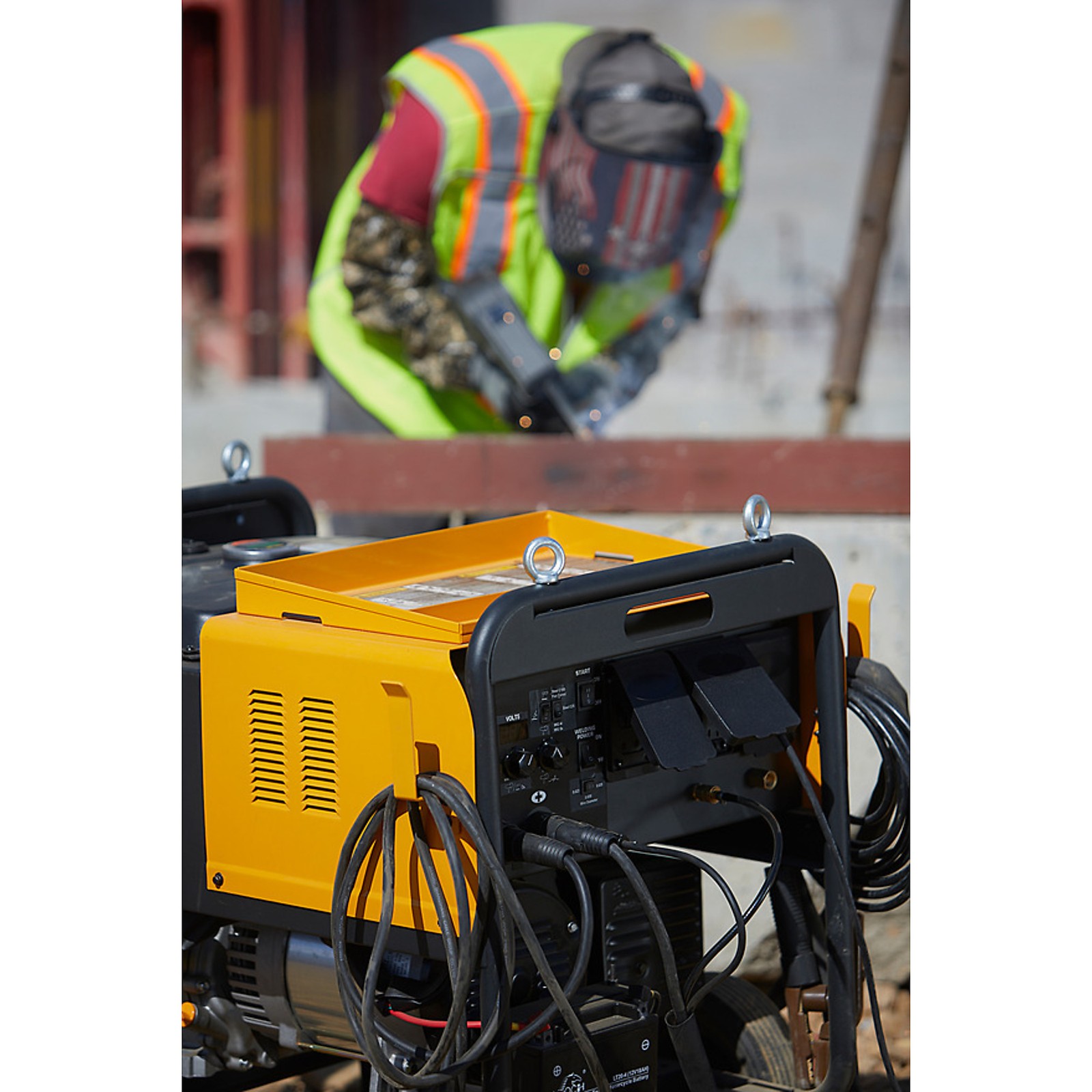 Klutch 7kW Multi-Process Engine-Driven Inverter DC Arc Welder/AC Generator with