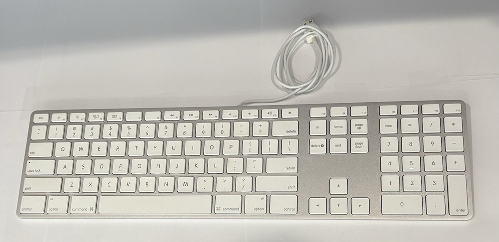 Apple A1243 Keyboard IMAC USB Port Numeric Pad Silver Tested Fully functional