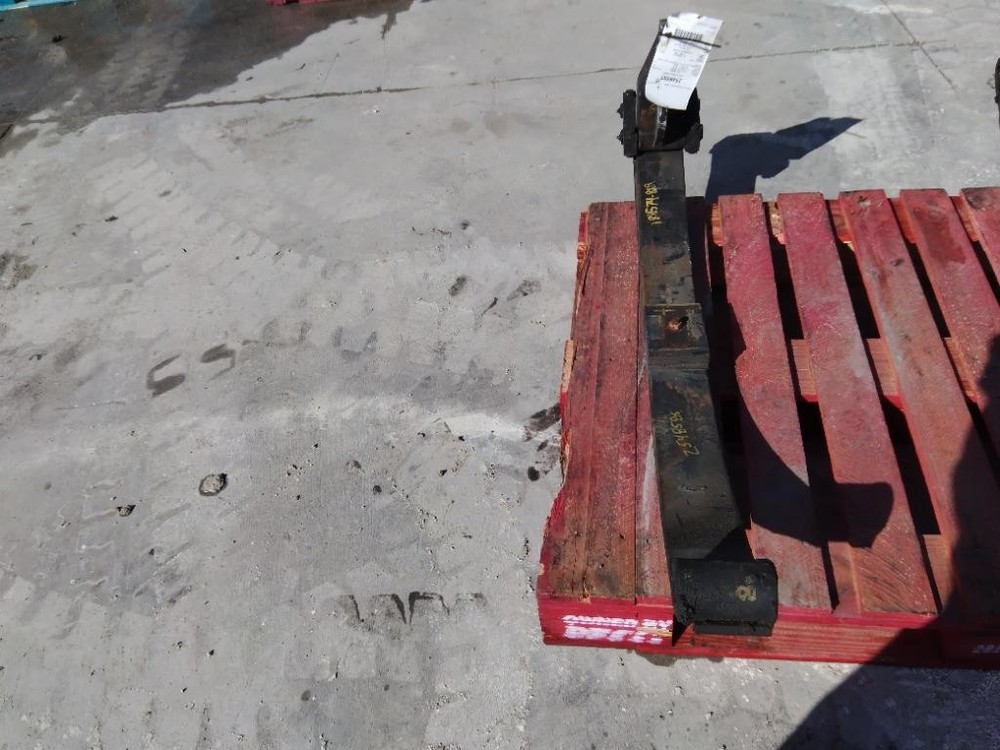 Replaces NA 2005 PETERBILT 379 FRONT LEAF SPRING , MN