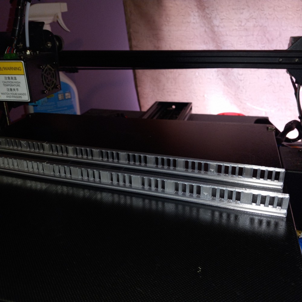 19"  N scale Bridge or Road Railing pair 3D Printed