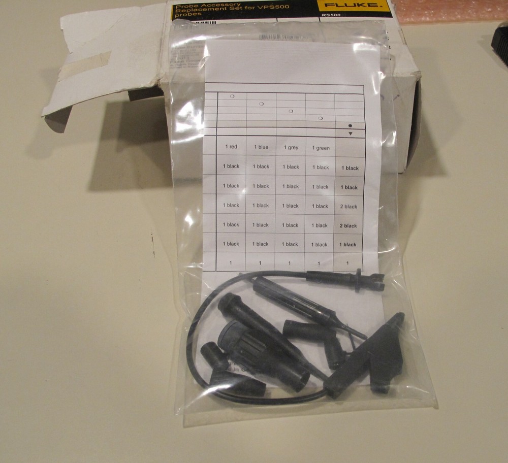 Fluke VPS500 probe accessory replacement set.
