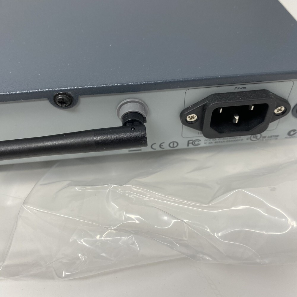 Netgear Model EVA700 Entertainer Network Media Streamer