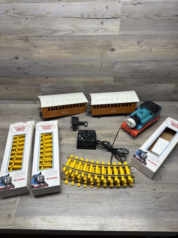 Lionel Thomas the Tank Engine custom Thomas with extra track PLEASE READ !!!!!