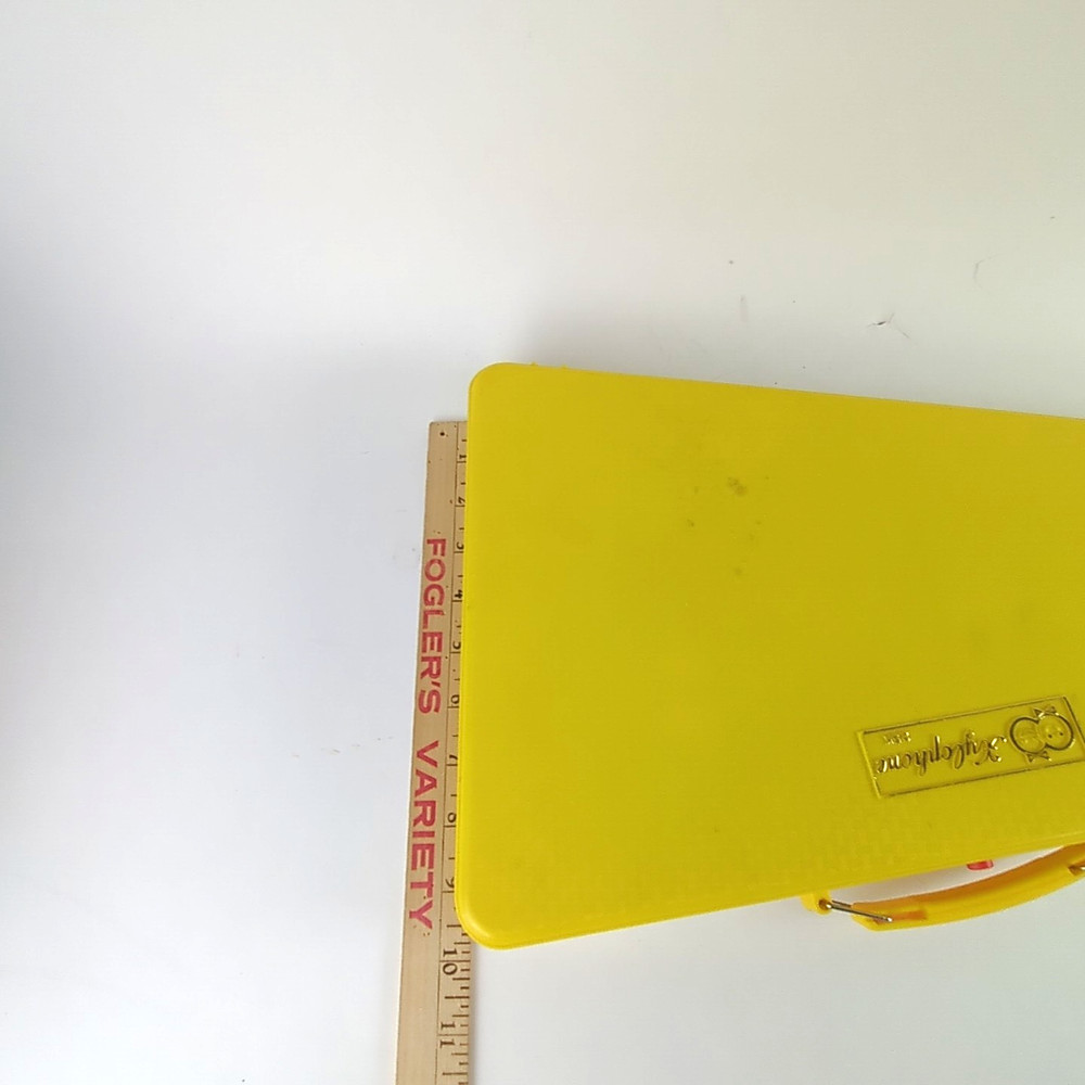 Portable 25 Note Xylophone Bright Yellow Plastic Case Collapsible Table Top