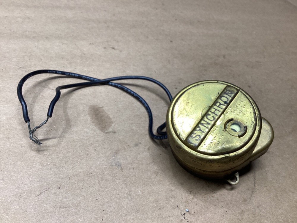 SYNCHRON 2298.373 MOTOR #136G63