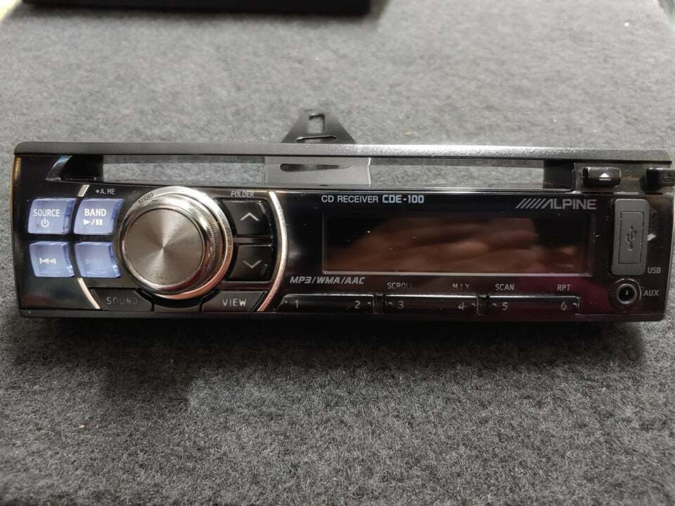 alpine  cde-100  faceplate