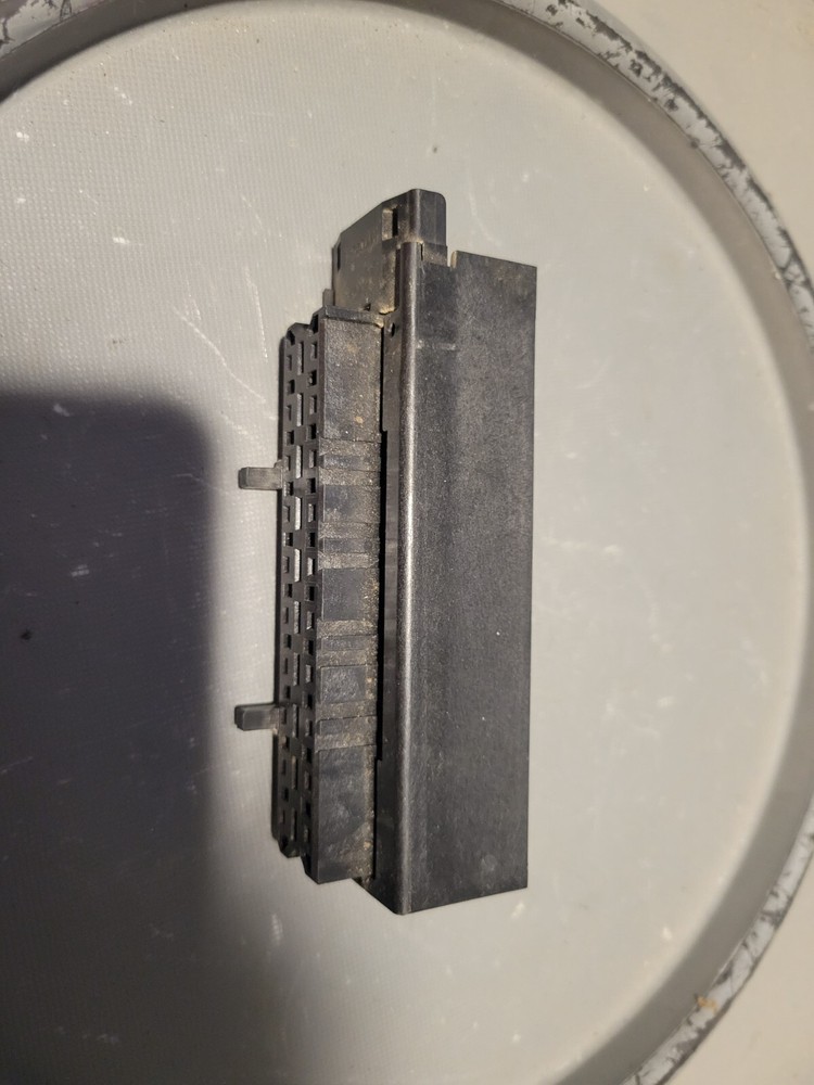 Allen Bradley Plug, NO COVER, TBNH