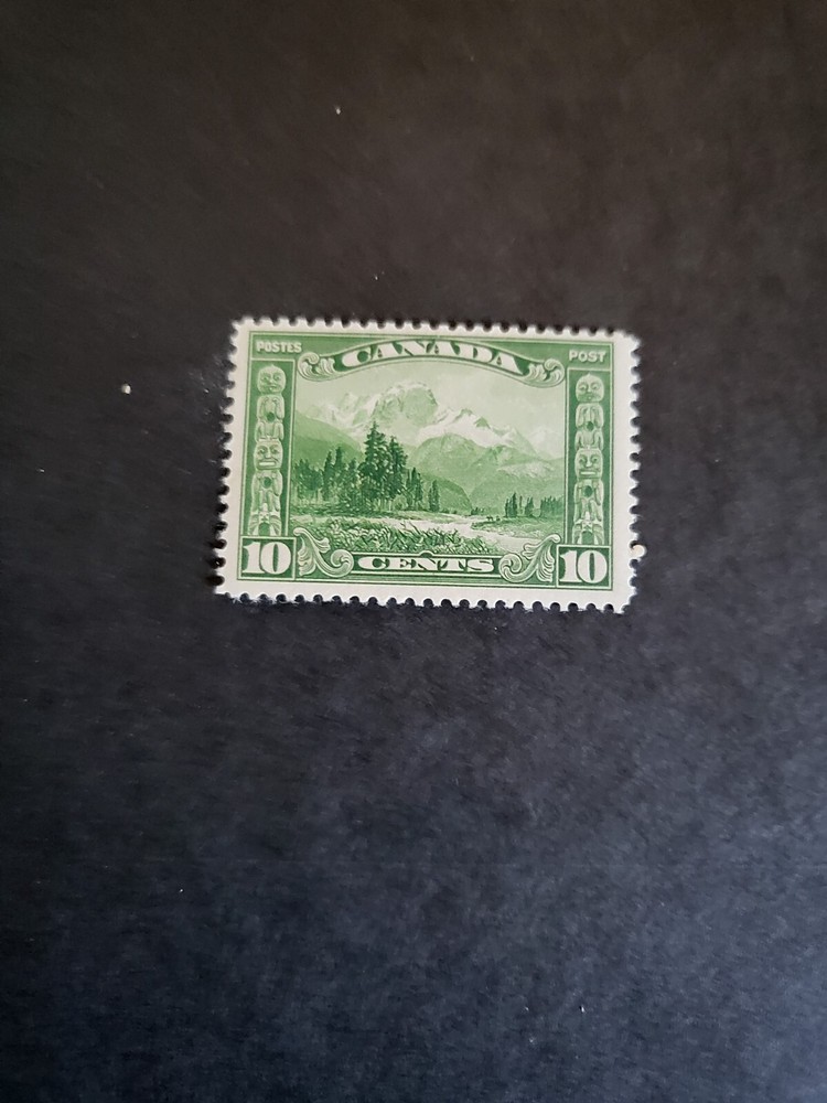 Stamps Canada Scott #155 hinged