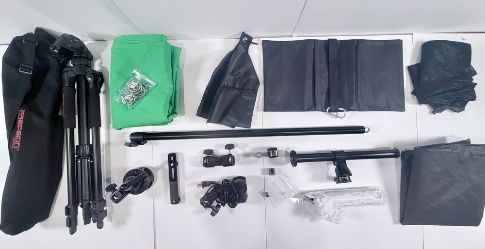 Podcast / Video Creator Studio Bundle – Tripod, Boom Arm, 5x7 Green Screen