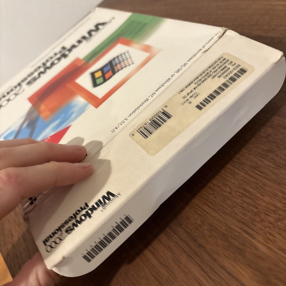 Microsoft Windows 2000 Professional Retail Box, Upgrade Version