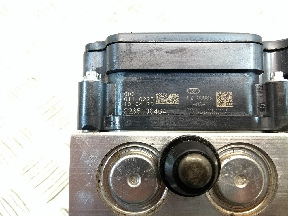 2011 BMW S1000RR ABS Pump 7726145