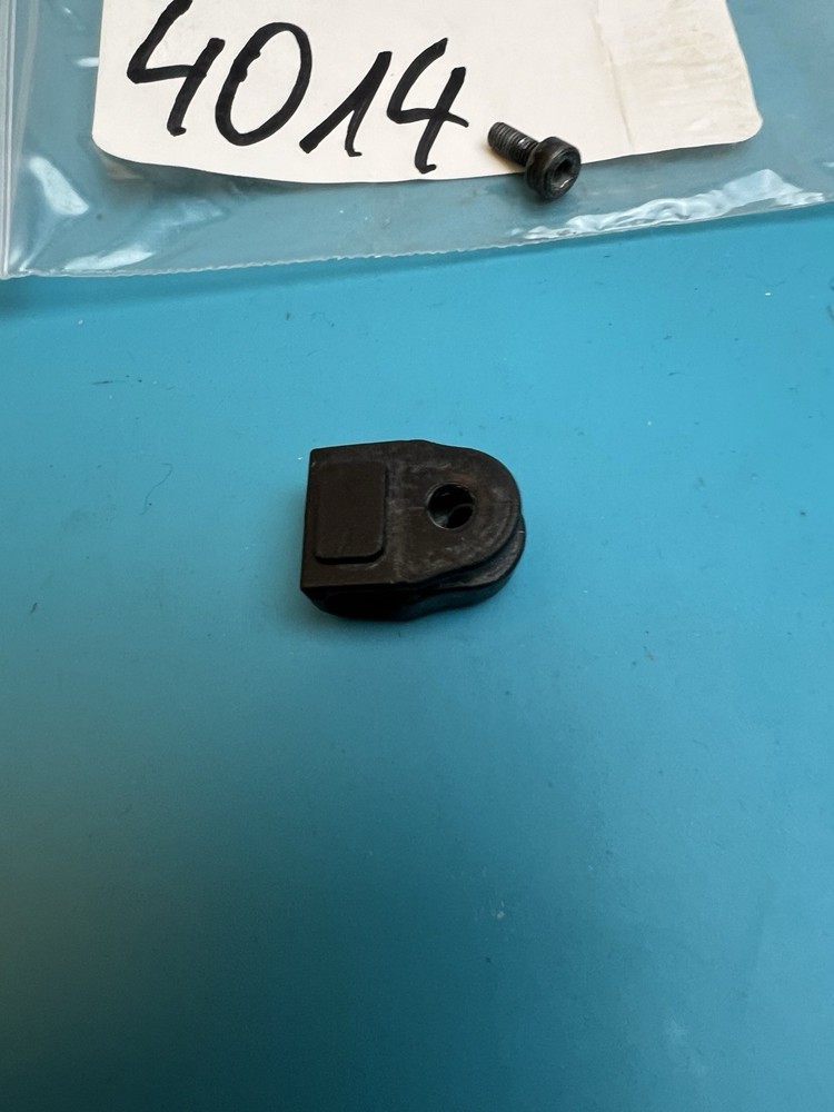 Fox 40 cable holder Sku4014