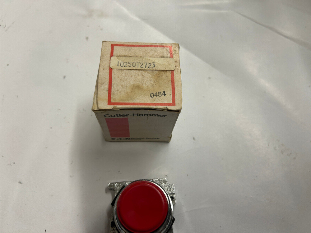 NEW Cutler Hammer 10250T2723 Pushbutton Red