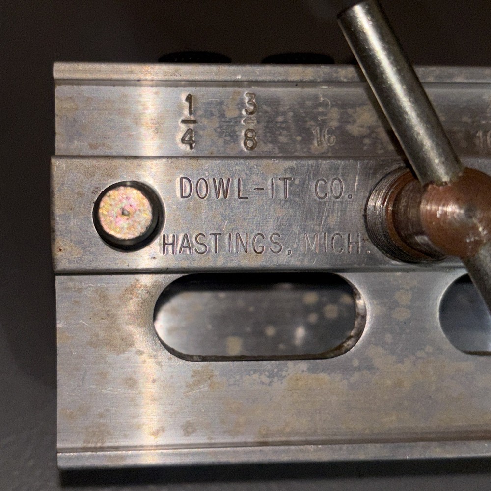 Dowl-it Self Centering Dowel Drill Guide Model No. 2000 Original Box