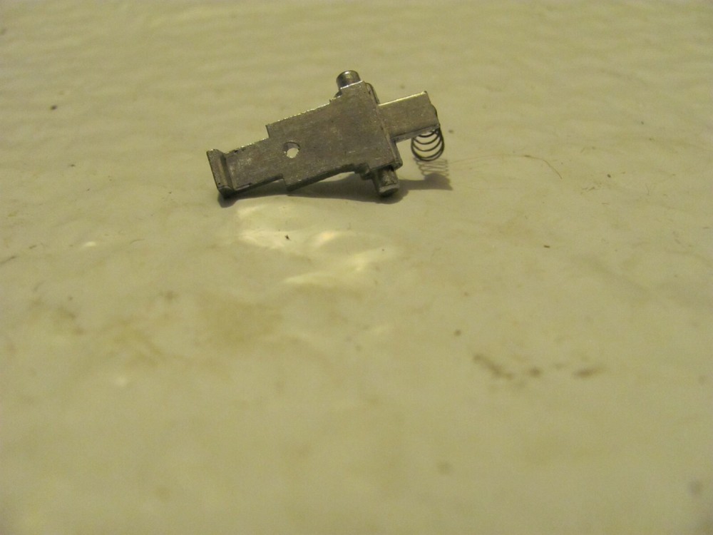 Crosman C11 - Fixing Plate w/Spring Used