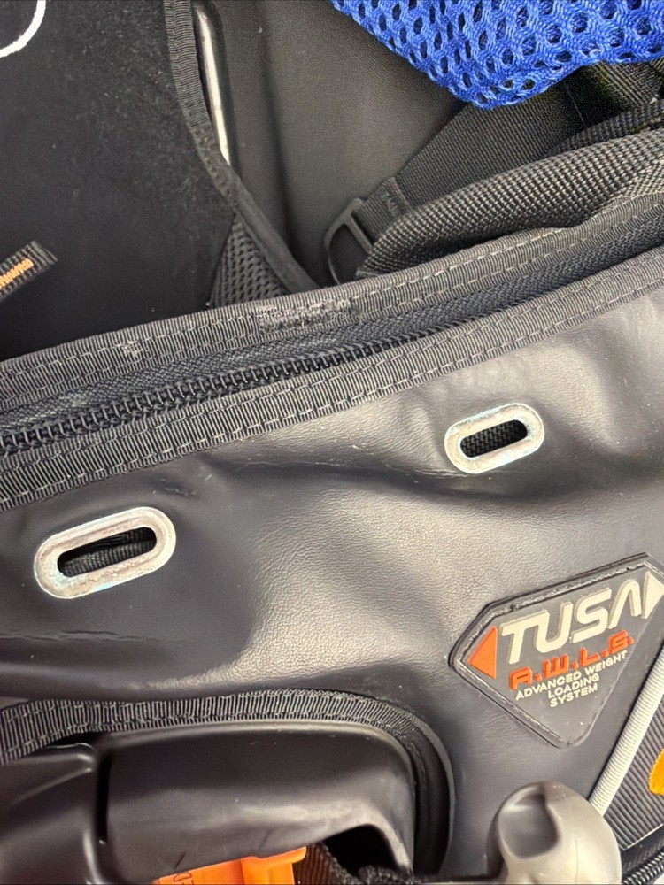 Tusa Conquest Scuba Diving BCD Excellent Condition