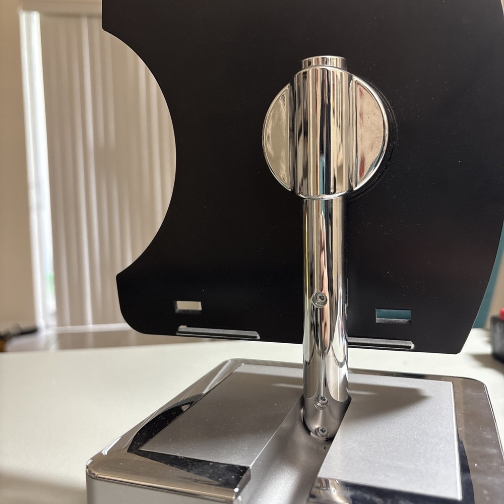 IT Innovative Technology Under Cabinet Dock for iPad #ITIU-730 (untested)
