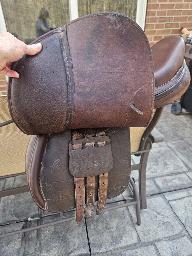 Pessoa Legacy 17" Jumping Saddle Brown Medium Tree 467540