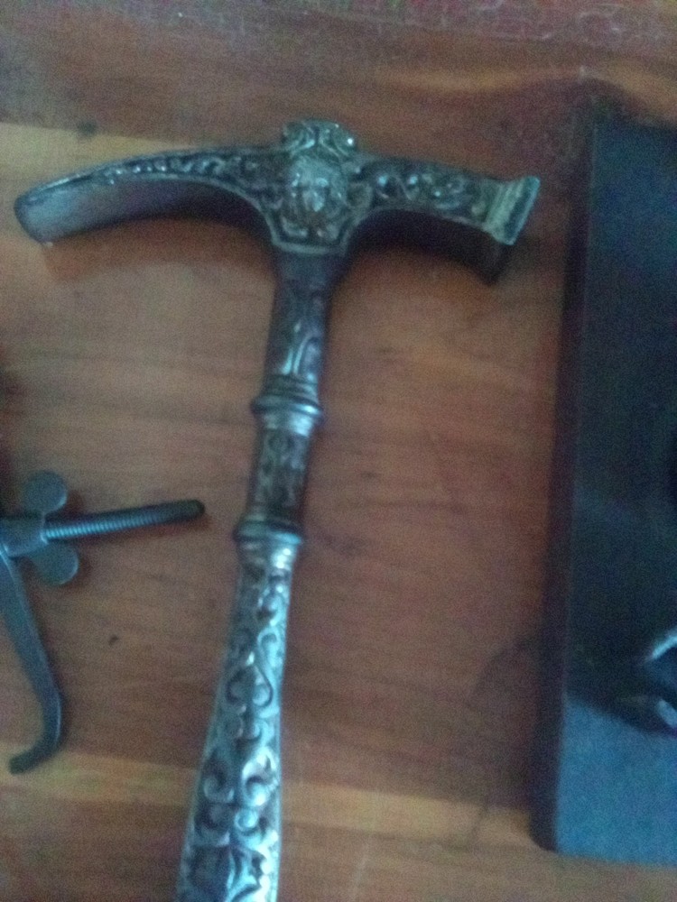 TOOL COLLECTORS STEAL