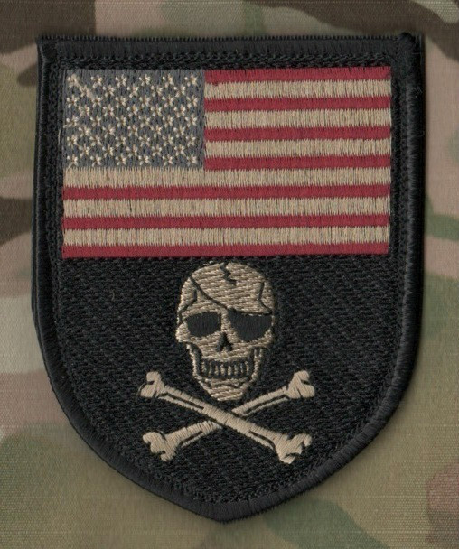DAESH BASHER JSOC USMC GHOST RECON 2-PC: TRUNK MONKEY BRIEF+ PLASTIC BAGGAGE TAG