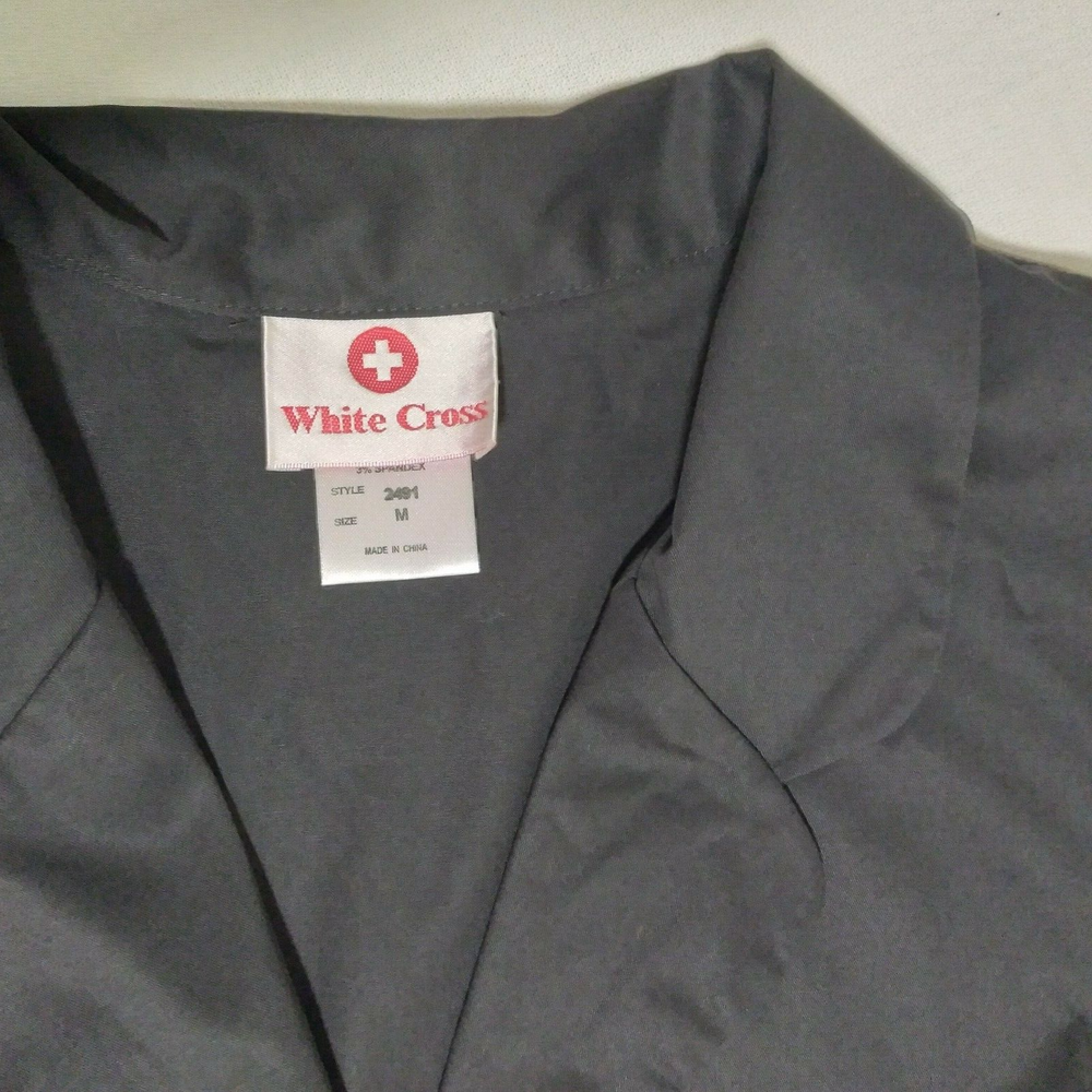 White Cross Lab Coat NWT Size Medium