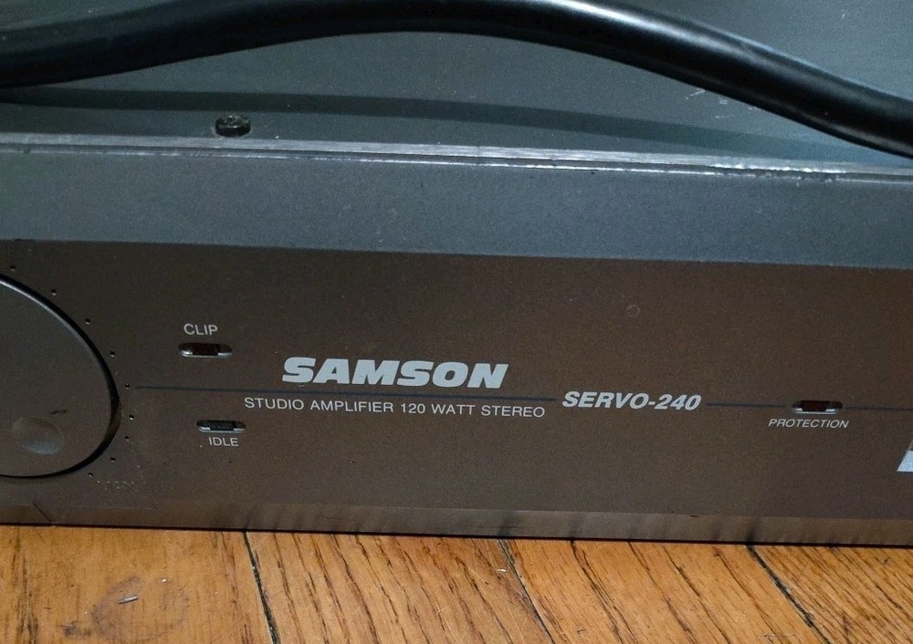 Samson SERVO-240 120W Studio Amplifier