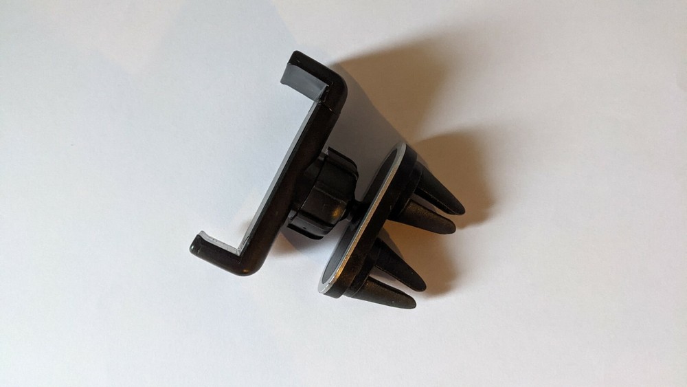 Fiat 124 Spider Vent Phone Holder