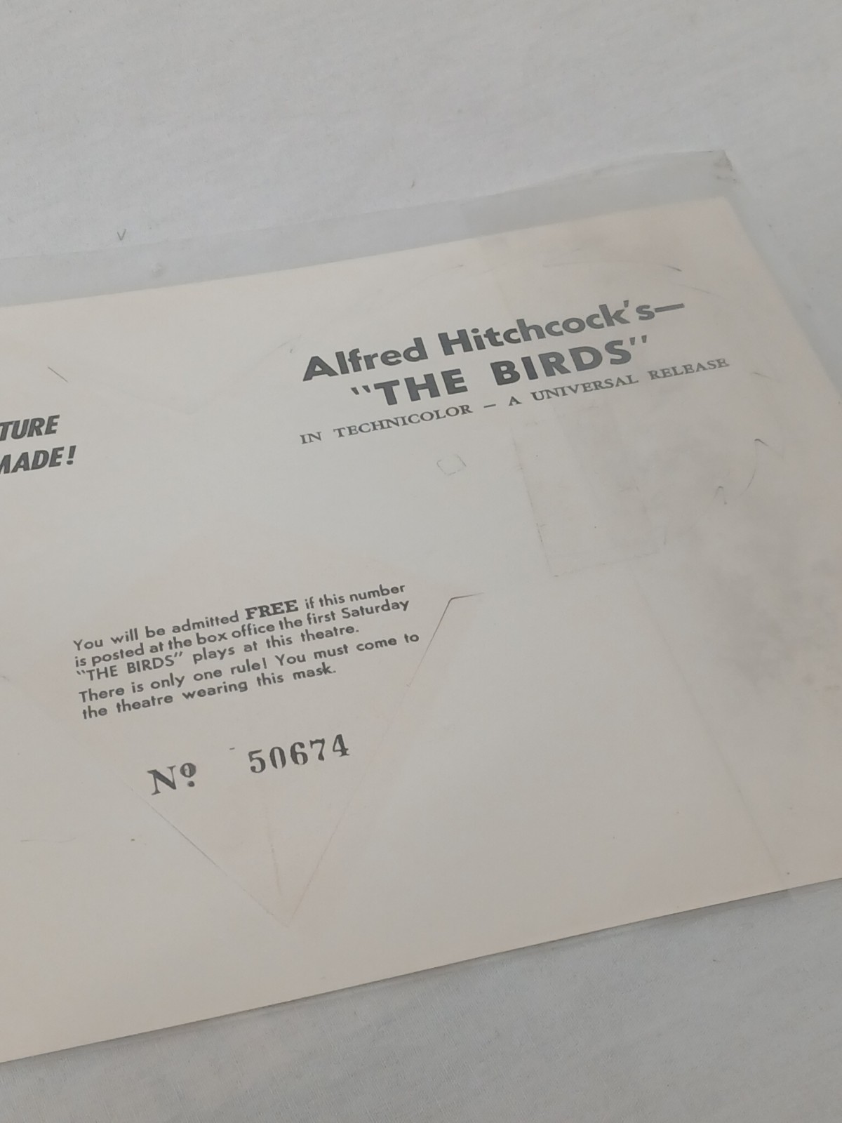 Vintage 1963 Alfred Hitchcock's THE BIRDS Movie Promotional Paper Mask NOS RARE