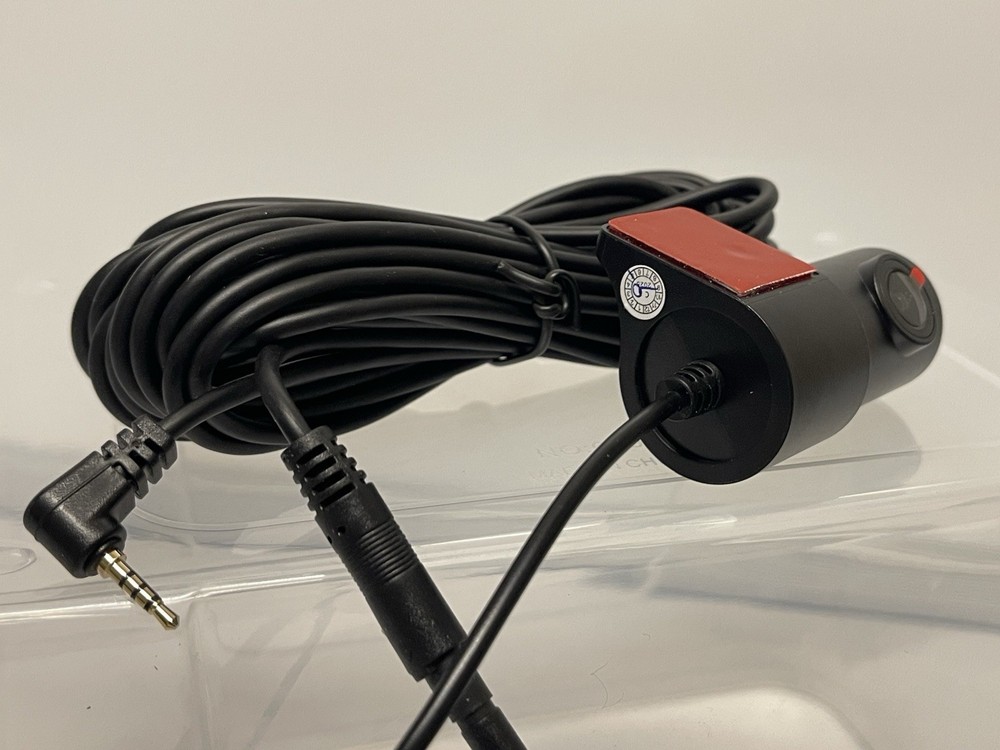 rear-facing dash camera,