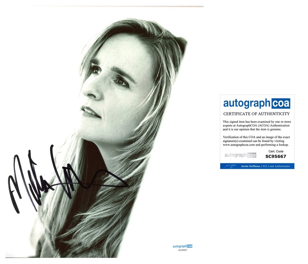 MELISSA ETHERIDGE SIGNED 8x10 PHOTO - ACOA COA