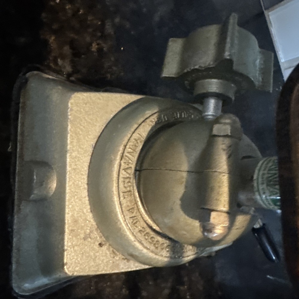 Panavise" Light Duty Multi-Angle Vise