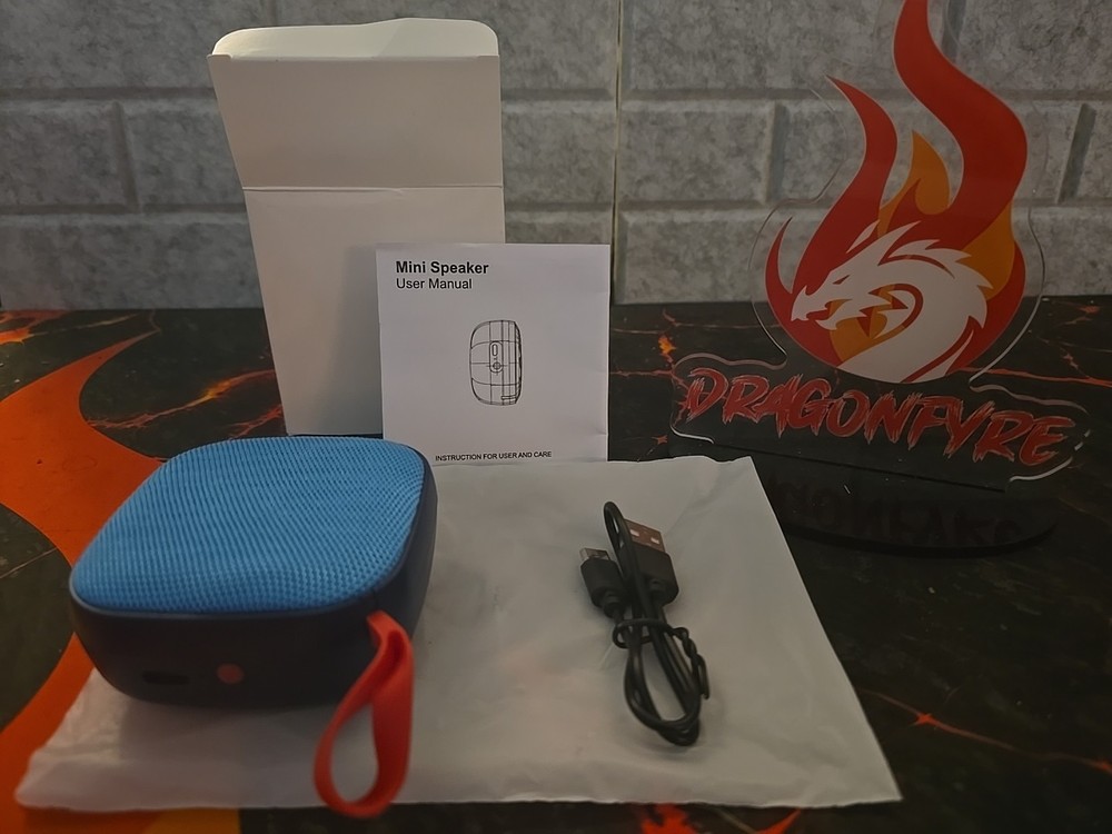 Lowes Employee Appreciation, Mini Bluetooth Speaker With USB Cable, Instructions