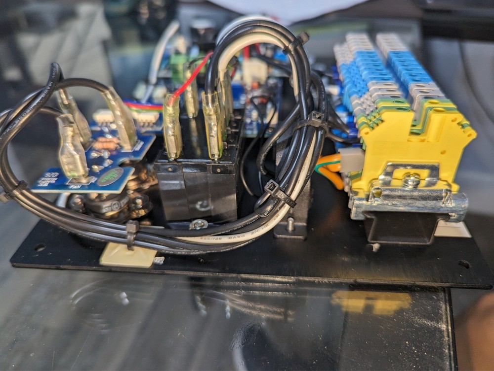 Digital Enclosure Control, Tempest DEC3
