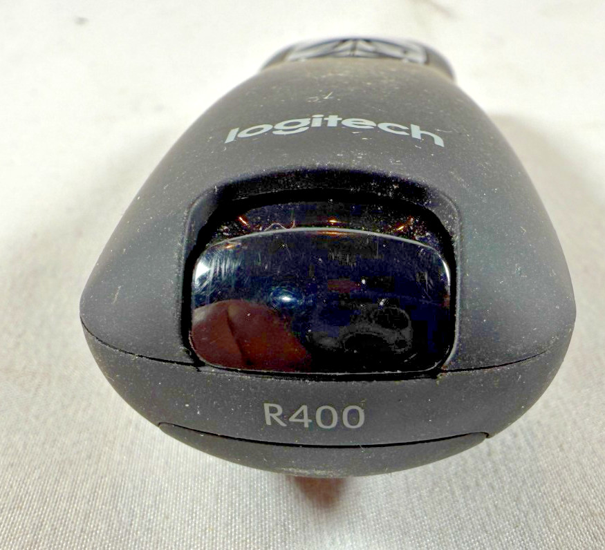 Logitech R400 Laser Presentation Remote - Black