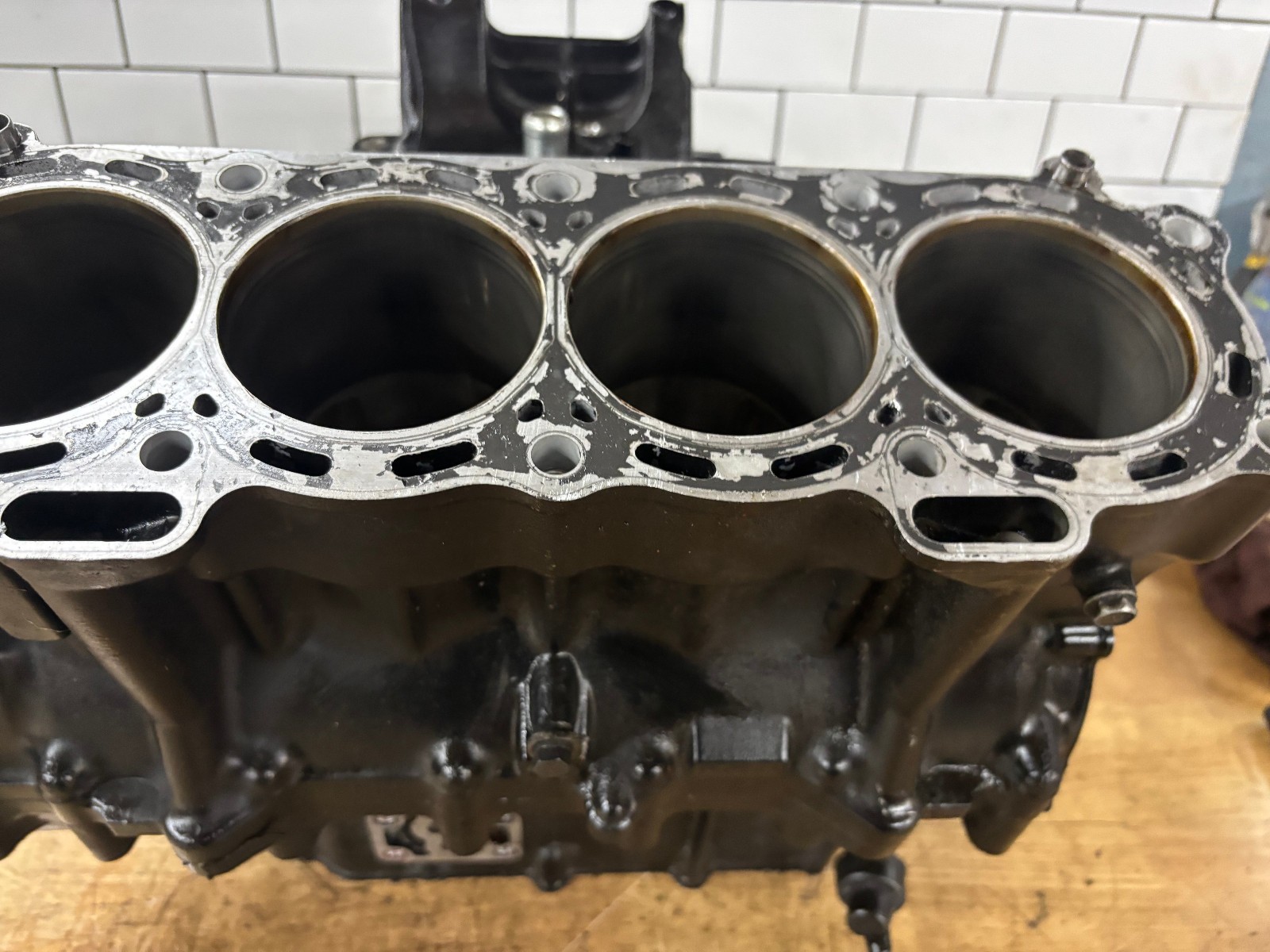 2006-2007 Kawasaki Ninja ZX1000 ZX10R Engine Motor Cases Crankcase