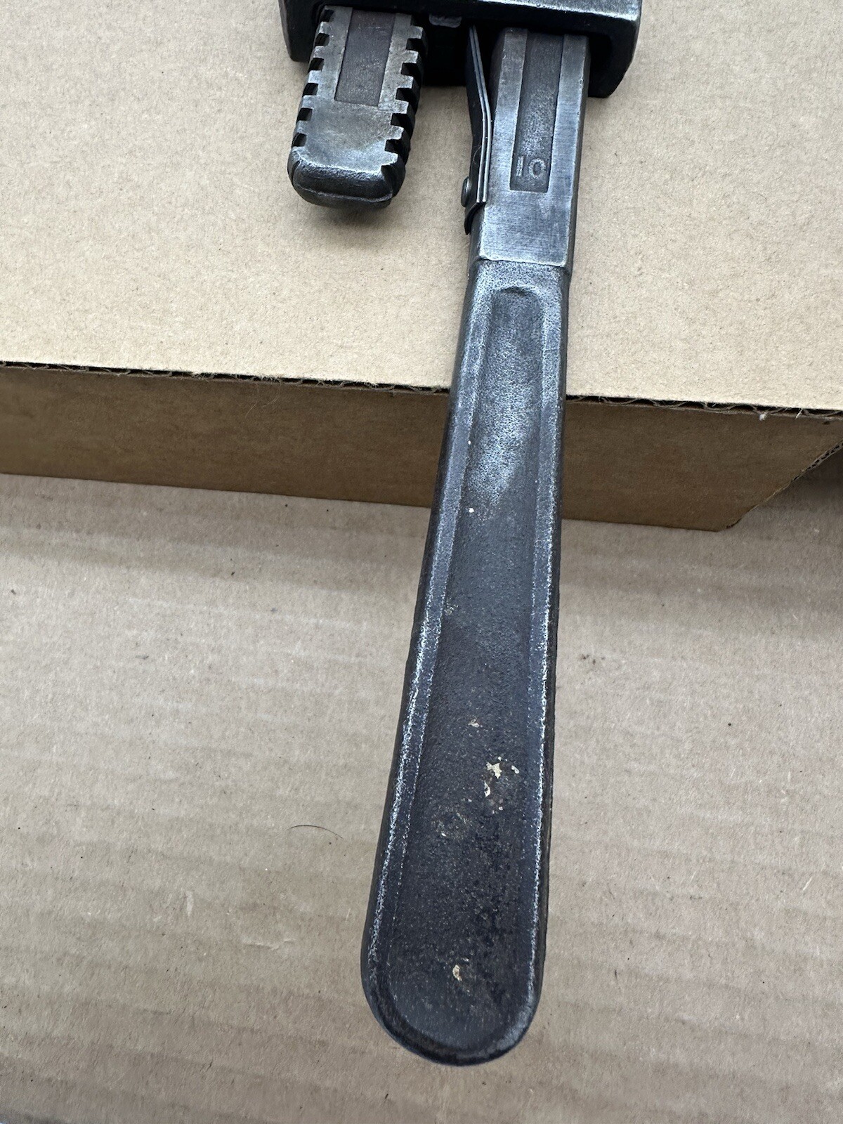 Vintage WORTH #10 Pipe Wrench 9"Heavy Duty Great Wrench Made In USA Good Shape