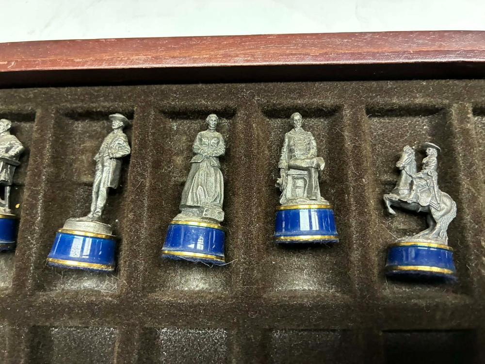 Vintage Franklin Mint Pewter Chess Set