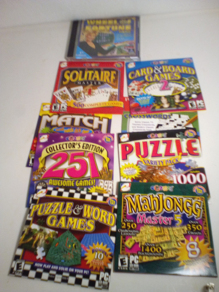 9 PC CD ROM GAMES LOT VINTAGE EUC!